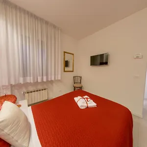 Marconi Rooms 1, 2, 3 Casa Stella , Verona Italia